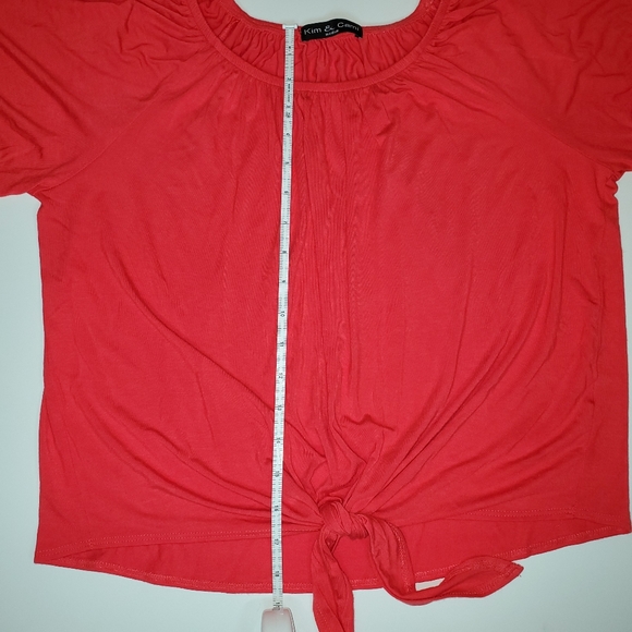 Kim & Cami Flowy Melon Tie Front Top - Picture 8 of 8